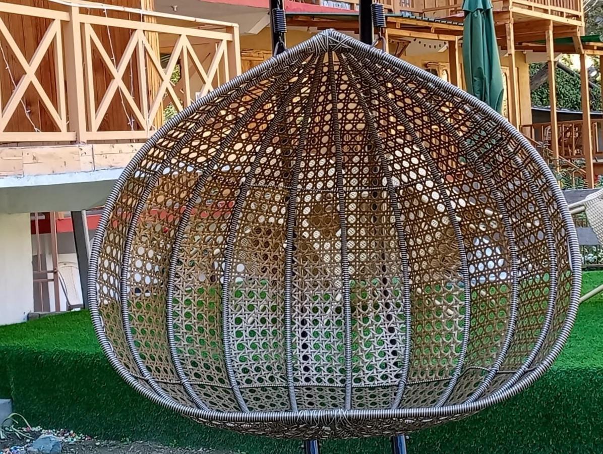 Rrr Resorts Tirthan Valley By Rrr Hotels & Resorts Banjār Eksteriør bilde